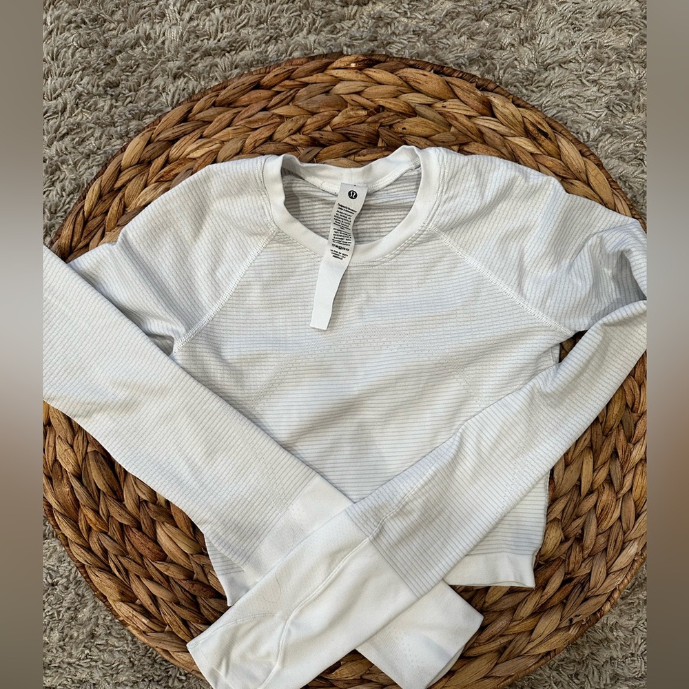 Lululemon Swiftly Tech Cropped Long-Sleeve Shirt 2.0 Size 2